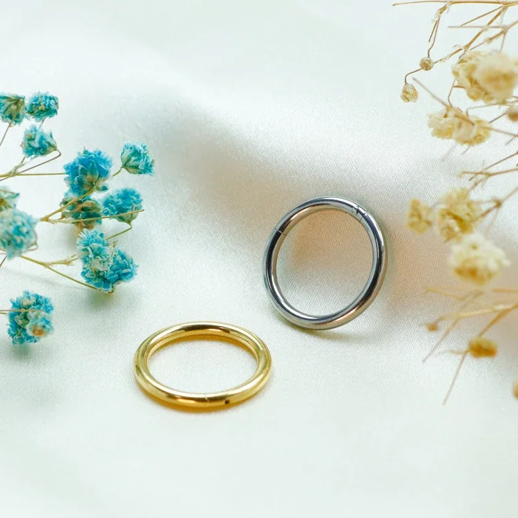 F136 Titanium Clicker 1.2mm an - Septum Clicker Ring 评论和价格