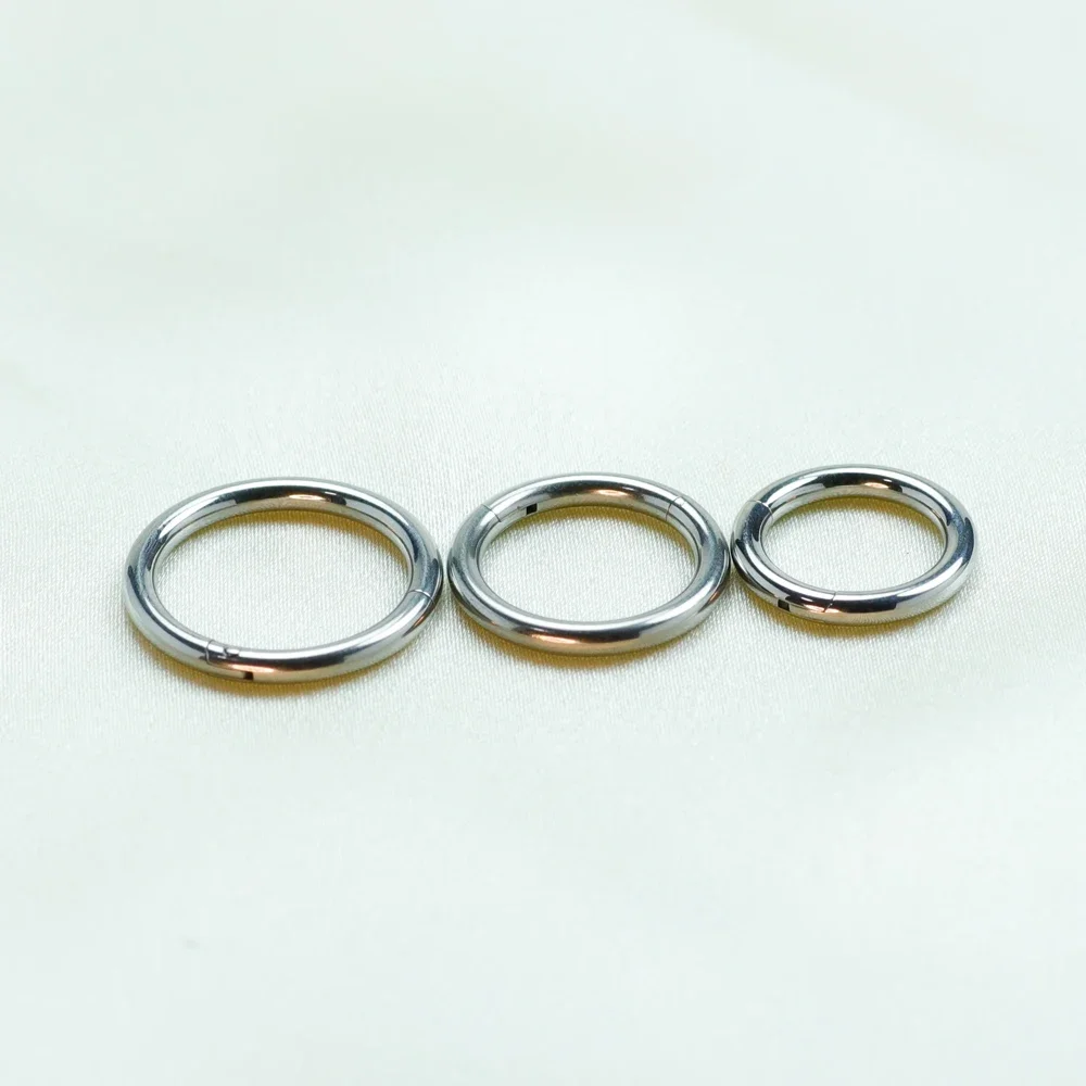 F136 Titanium Clicker 1.2mm an - Septum Clicker Ring 评论和价格